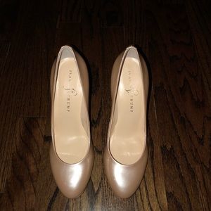 Ivanka Trump Shimmery Nude Pumps: Size 8.5